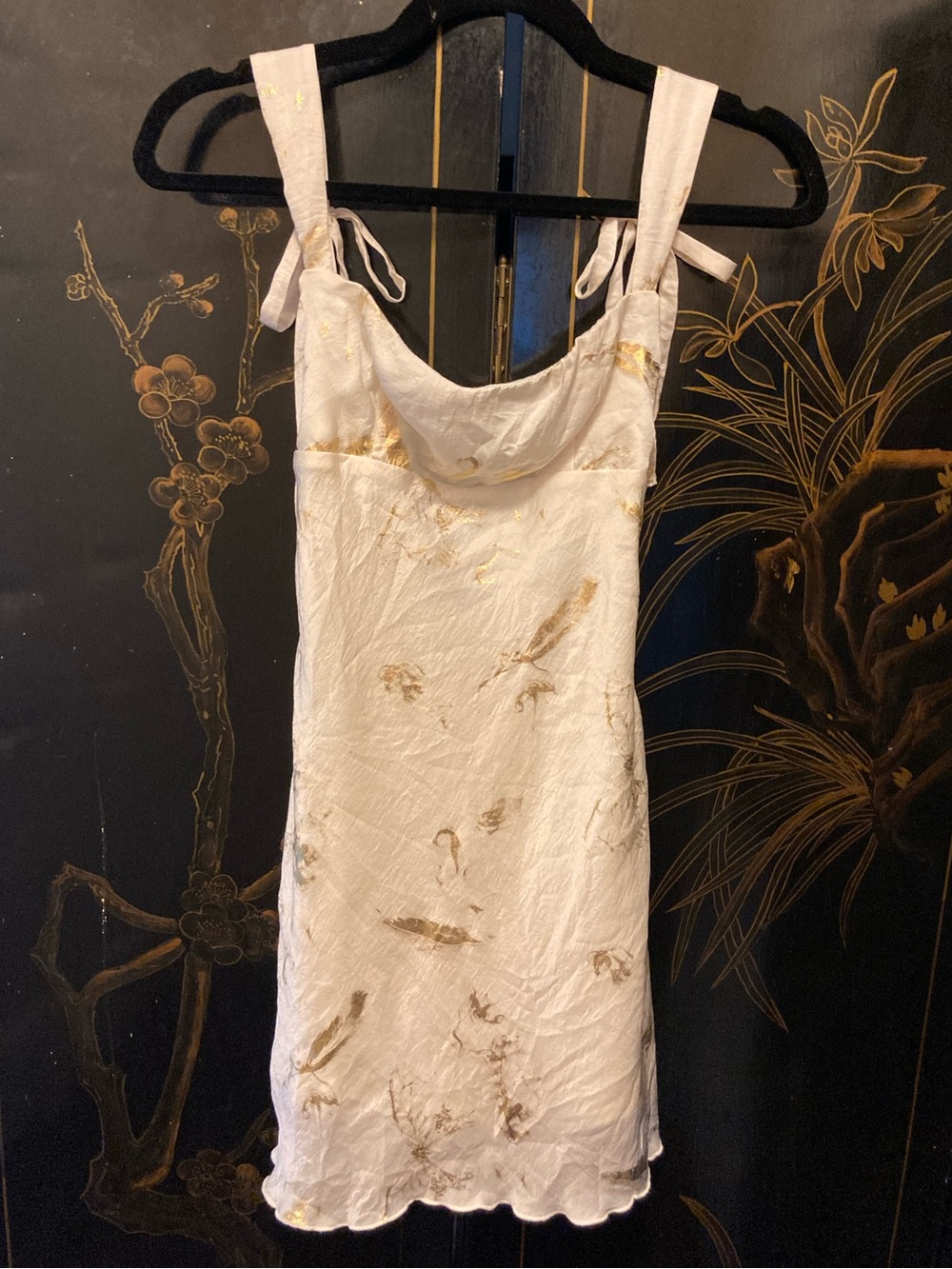 LUCY IN THE SKY Gold Foil Open Back Mini Dress - Size Extra Small - Picture 5 of 14